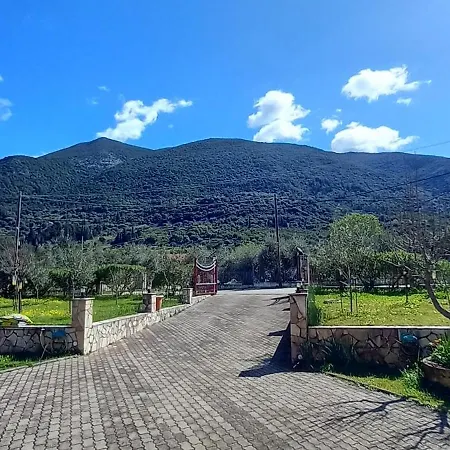 בית הארחה Nightflower 3*