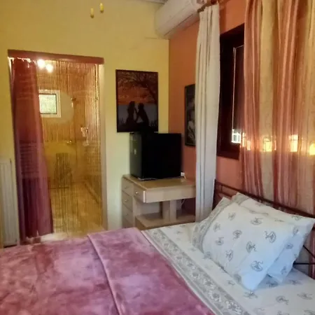 Nightflower 3* סאמי